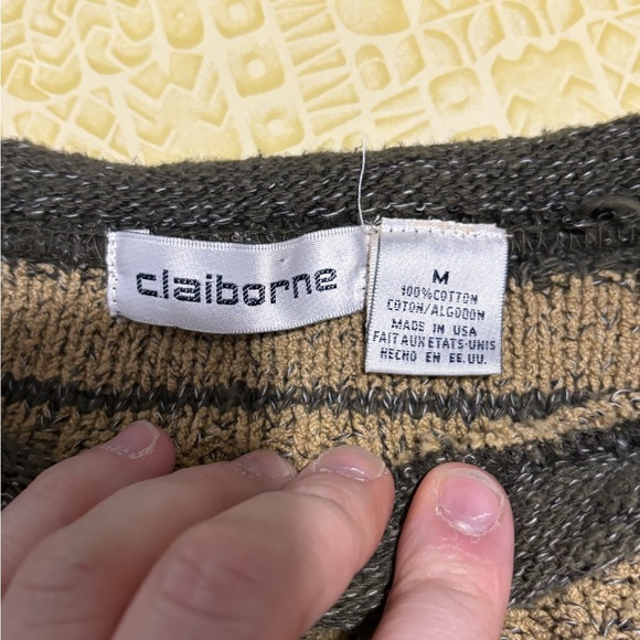 Vintage Claiborne Crewneck Sweater - Olive and Army Green - Picture 8 of 9